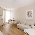 Next Ursus - Self Check-in, Wi-fi, Balkon, Parking *