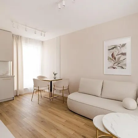 Next Ursus - Self Check-in, Wi-fi, Balkon, Parking *